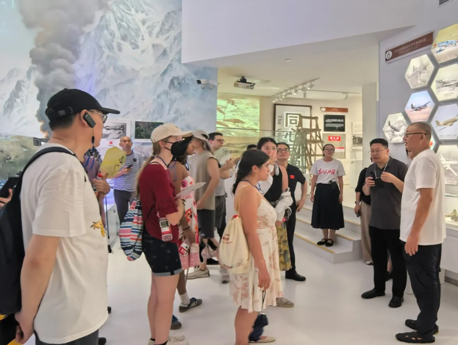 知•行中国 ——美国高校青年代表团在川研学实践活动成功举办
