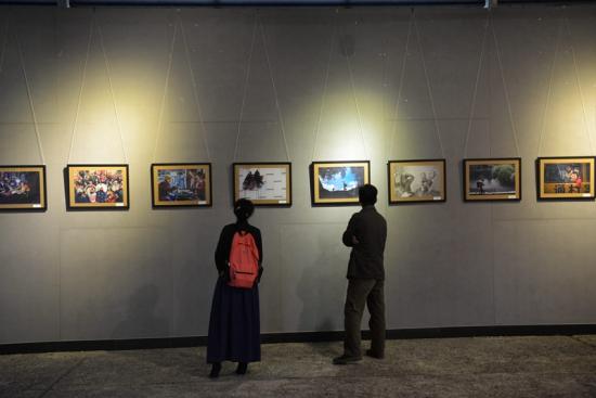 四川建川博物馆“我爱我家”纪念改革开放四十周年主题摄影展开展
