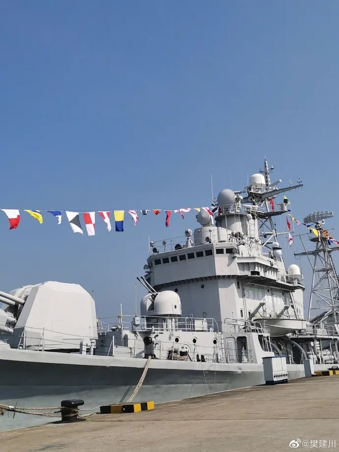 海军“166舰”落户重庆建川博物馆