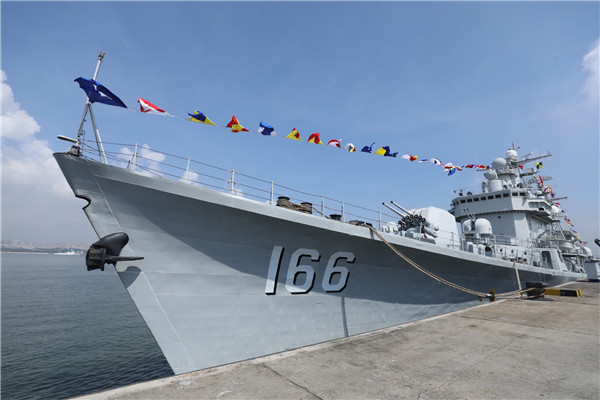 海军166驱逐舰将"开到"建设码头 改造为海军历史主题博物馆